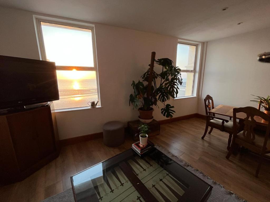 Margate Sea Front Apartment Exterior foto